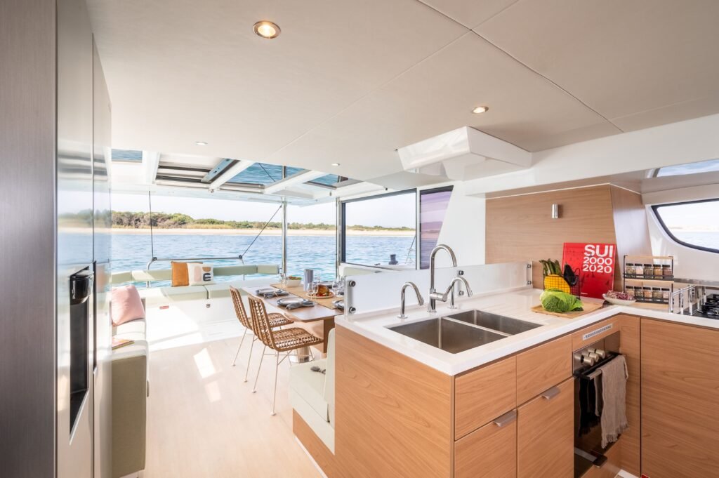 Bali 4.6 yacht charter in French Polynesia