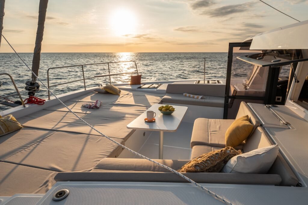 Bali 4.3 yacht charter in French Polynesia