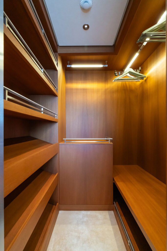 Amika yacht charter in French Polynesia