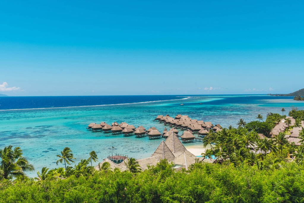 Tahiti luxury yacht charter