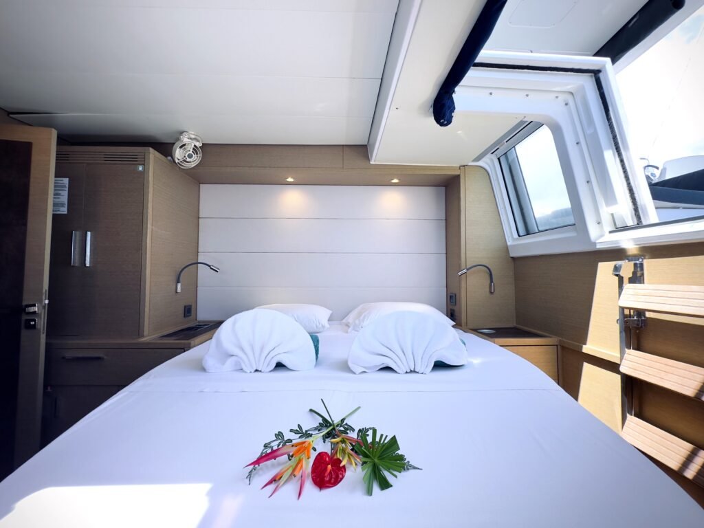Allegra yacht charter in French Polynesia
