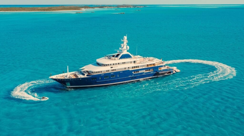 Huntress yacht charter in French Polynesia