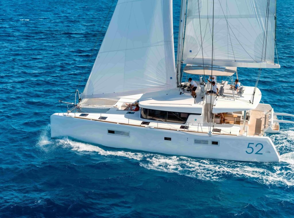 Lagoon 52 F yacht charter in French Polynesia