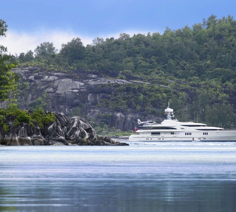 Agave yacht charter in French Polynesia
